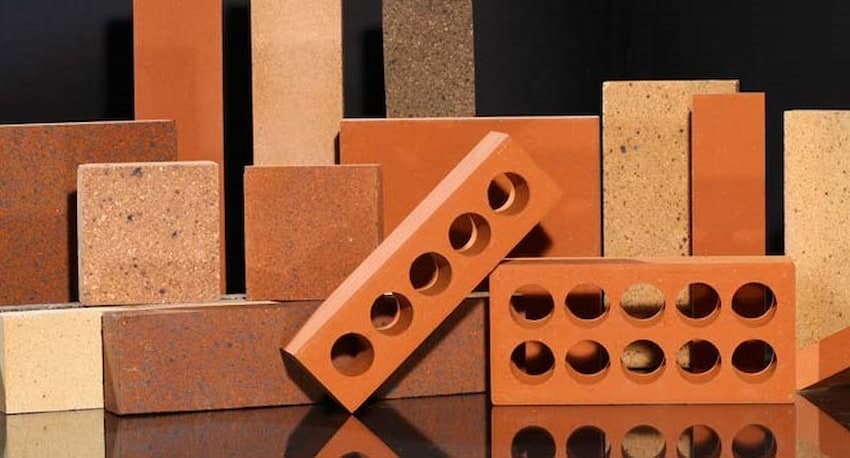 آجر فشاری اصفهان ۱۴۰۱؛ صنعتی مکعبی مقاوم 4 ماده آهک ماسه خاک رس مصالح بتنی