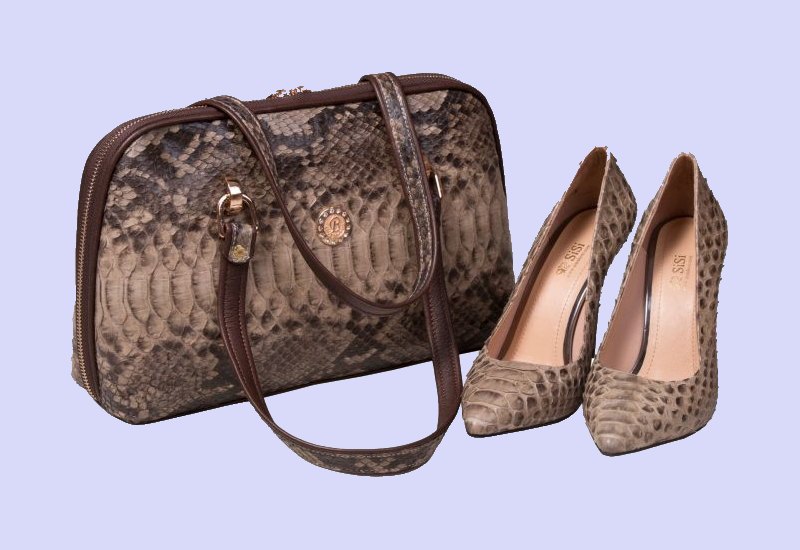 چرم سی سی زنانه؛ ضد آب منعطف دارای طرح رنگ متنوع leather