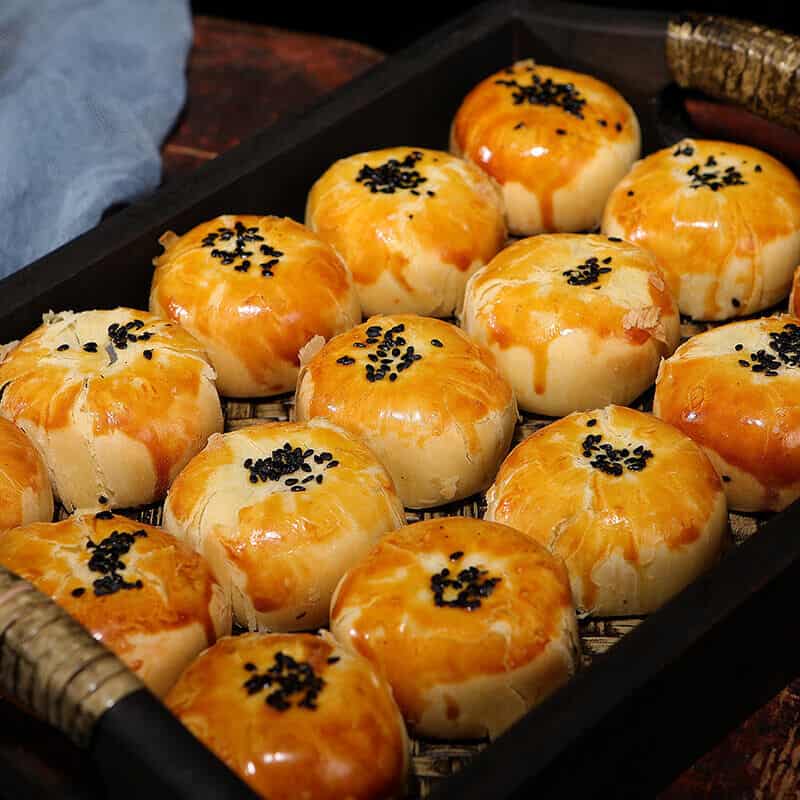 کلوچه ی خرمایی؛ میان وعده مغذی ترد جایگزین تنقلات بسته بندی 2 عددی