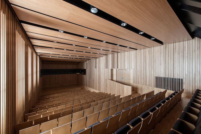 نورافکن تالار؛ سفید عروسی مقاوم آب خاک (1000 150 400) وات