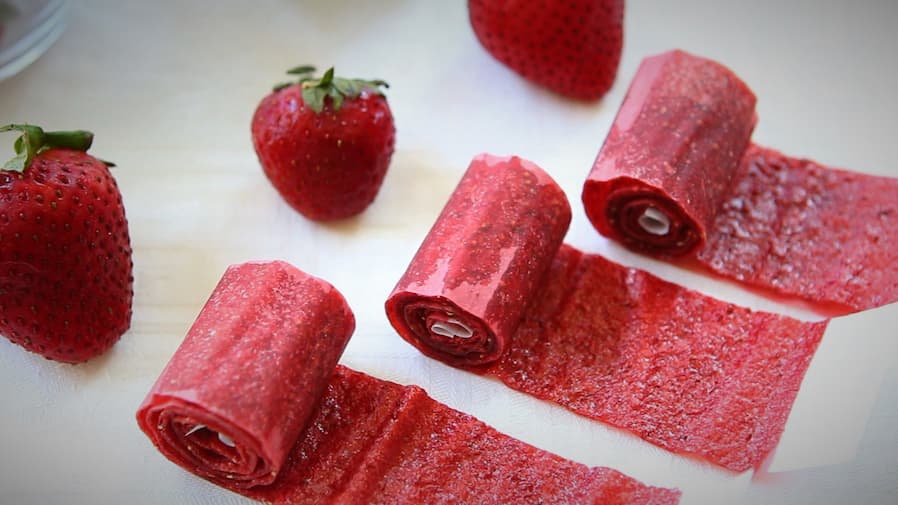 لواشک توت فرنگی خانگی؛ ترش شیرین ملس 3 ماده مغذی آهن پتاسیم magnesium