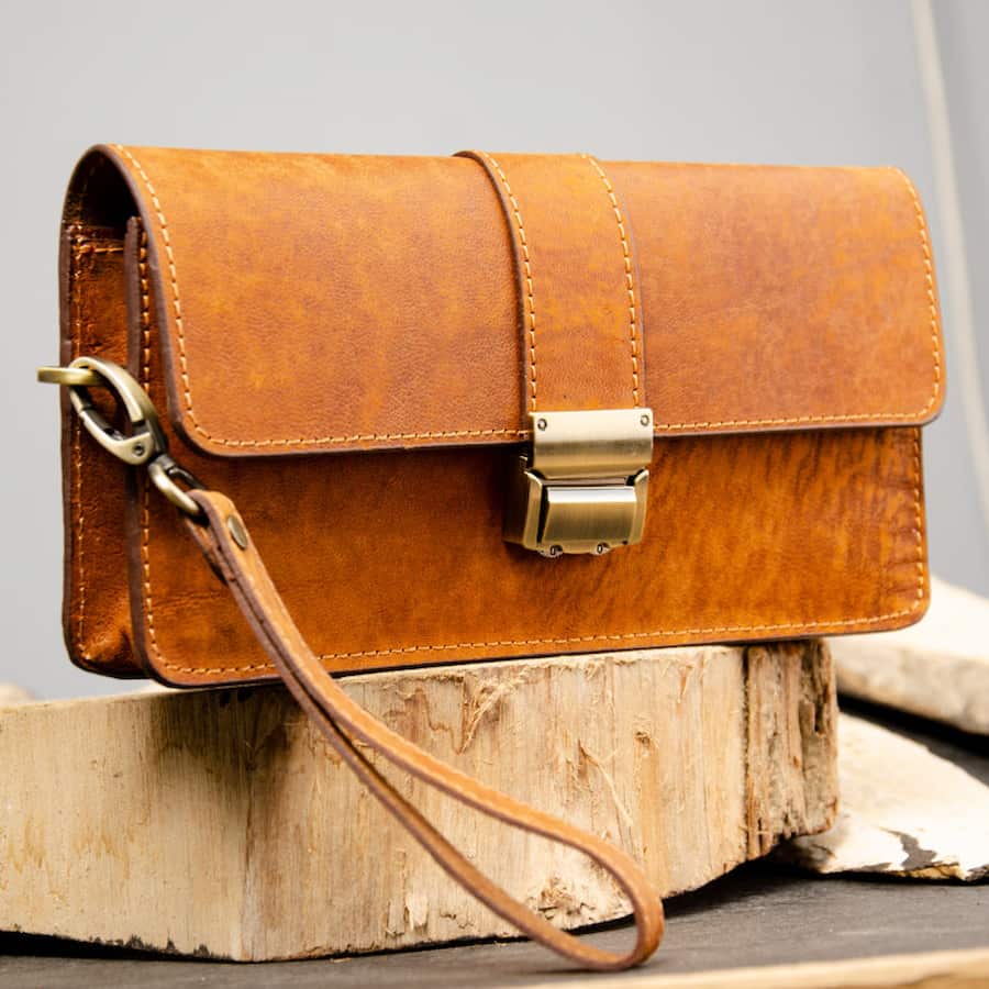 کیف چرم عطارد؛ دوشی دستی زنانه مردانه (گوسفندی گاوی بوفالو)