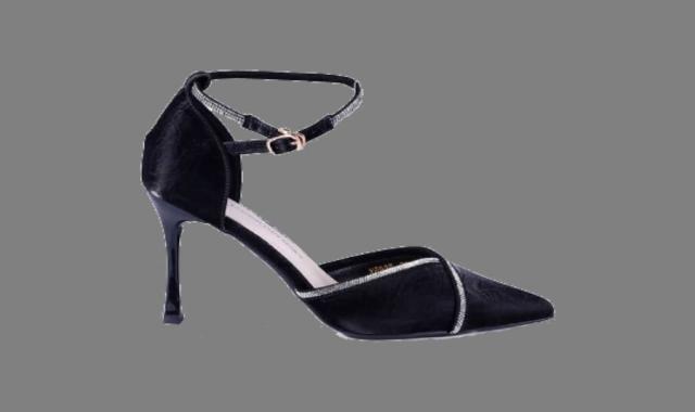 کفش یونای؛ مجلسی پاشنه دار نگین کوب جنس چرم سایز (38 42)