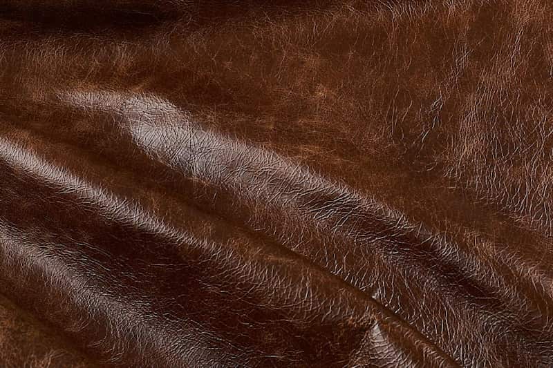 چرم پاسارگاد تبریز؛ سبک نیمه مقاوم با دوام 2 نوع گوسفندی گاوی