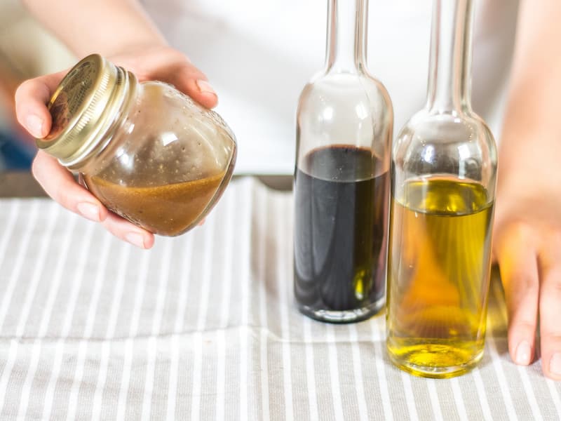 سرکه بالزامیک ایتالیایی؛ ترش شیرین قهوه ای انگور سفید balsamic