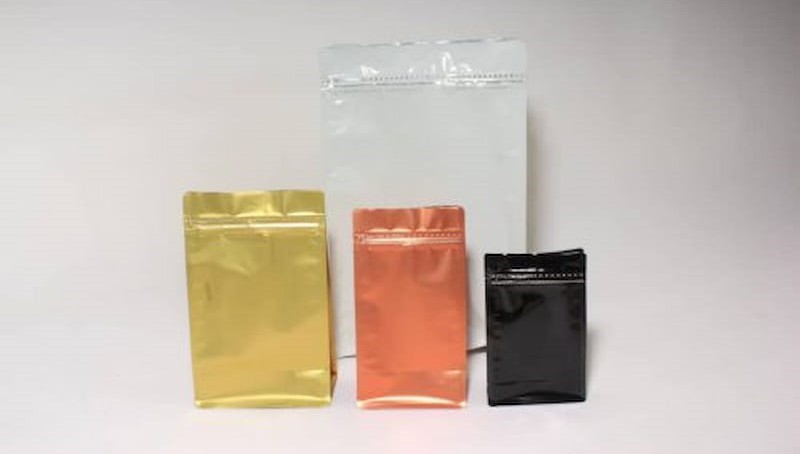 نایلون بسته بندی چای؛ دسته دار زیپ کیپ حباب 2 مدل رنگی ساده