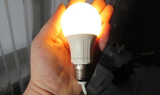 لامپ ال ای دی چراغ قوه؛ آلومینیومی نوردهی مقاومت بالا Travel