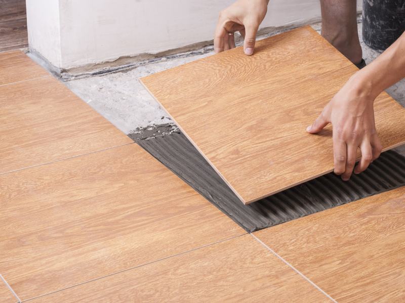 کاشی ضد اسید صنعتی؛ صاف عاج دار 2 رنگ کرم روشن قهوه ای