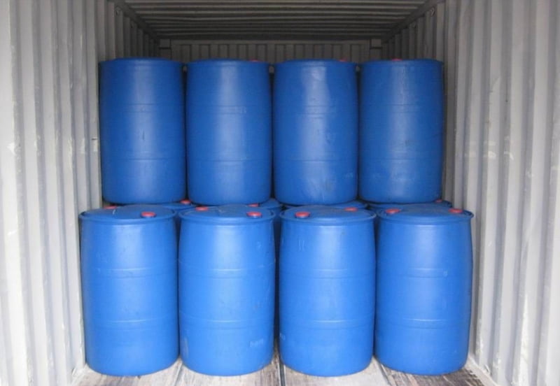 سولفونیک اسید سورفکتانت؛ روغنی اسیدی خلوص 96 درصد گالن استیل (4 10 20) لیتری