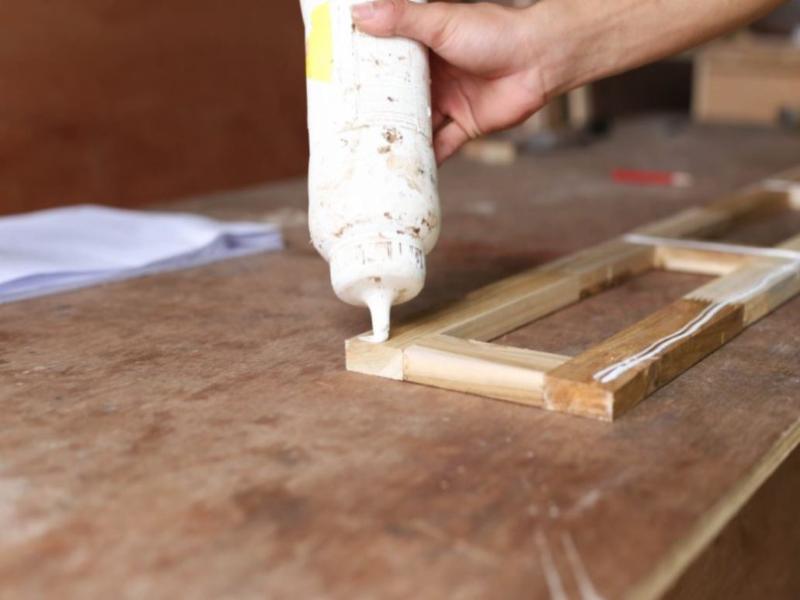 چسب صنعتی پنج ستاره؛ صاف صیقلی شفاف (قطعات پلاستیکی چوبی فلزی)