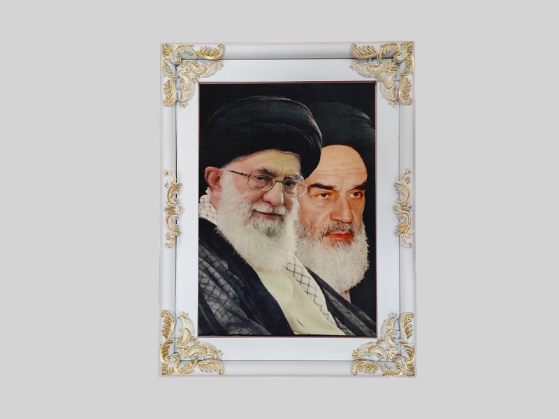 تابلو فرش چهره در شیراز؛ ابریشم ماشینی کرک مناسب دکوری (700 1200) شانه