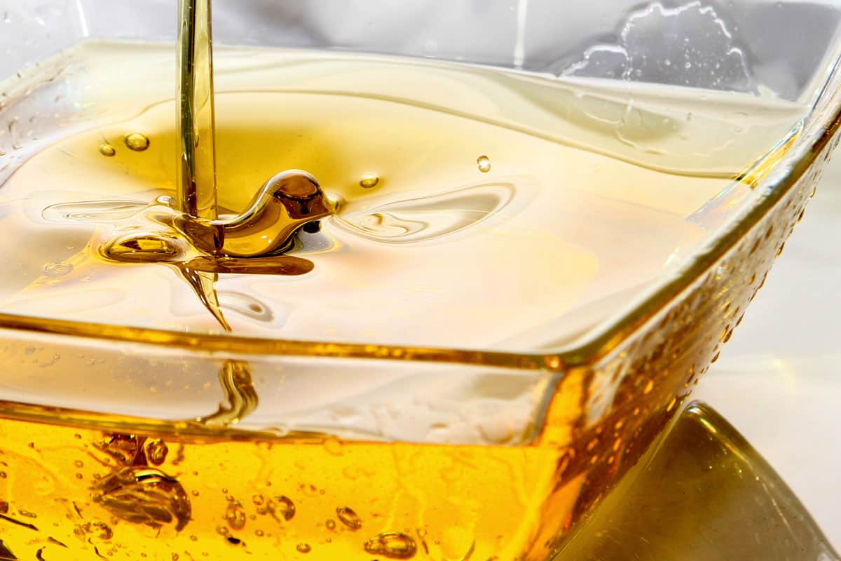 روغن کرچک اصل؛ زرد پلاستیکی شیشه ای 50 گرم Oleocanthal