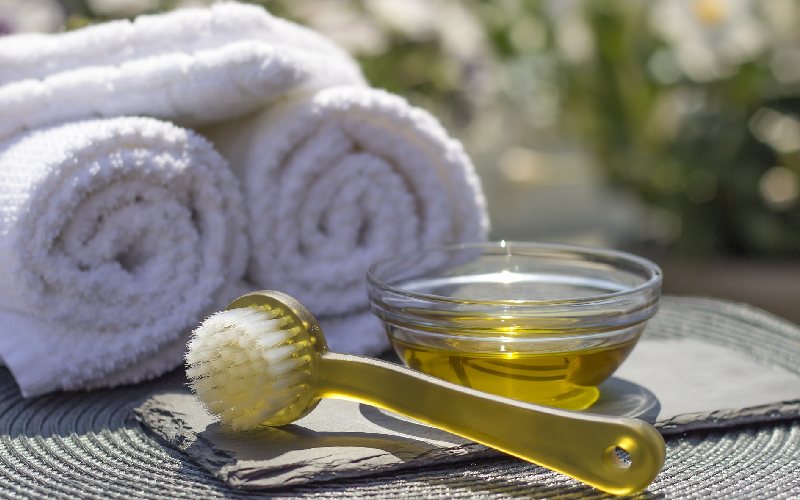 روغن ماساژ فرم دهی؛ نارگیل جوجوبا آفتابگردان بادام هسته زردآلو Antioxidants