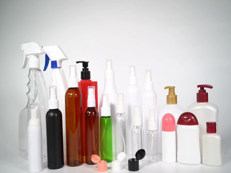 شامپو فرش برای مبل؛ بی رنگ بسته بندی پلاستیکی (250 500 1000) گرم