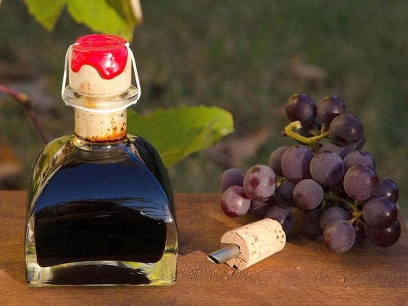 شیره انگور و دیابت (دوشاب) قرمز قهوه ای حاوی پتاسیم ویتامین A