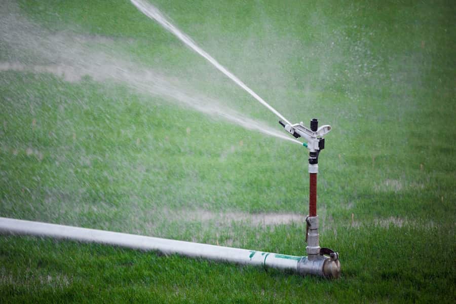 تجهیزات سیستم آبیاری قطره ای؛ انعطاف پذیری بالا مشکی (12 16) میلی متر Irrigation system equipment