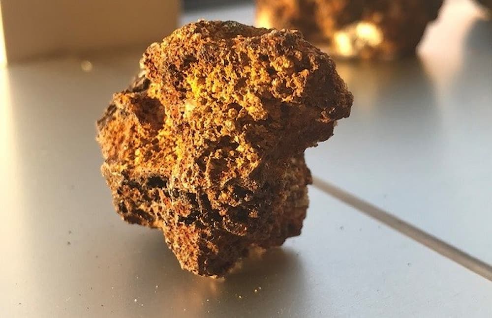 سنگ آهن لیمونیت؛ تزئینی صنعتی ساختمانی حاوی نیکل کروم Limonite