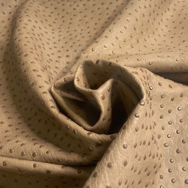 چرم شترمرغ صادراتی؛ طرحدار ساده 3 رنگ قهوه ای کرم ضخامت (3 2.5) میلی متر