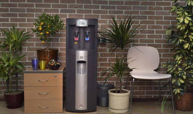 دستگاه تصفیه آب b.u.t؛ شیر کنترل اتوماتیک 10 لیتری فیلتر ممبران GSM