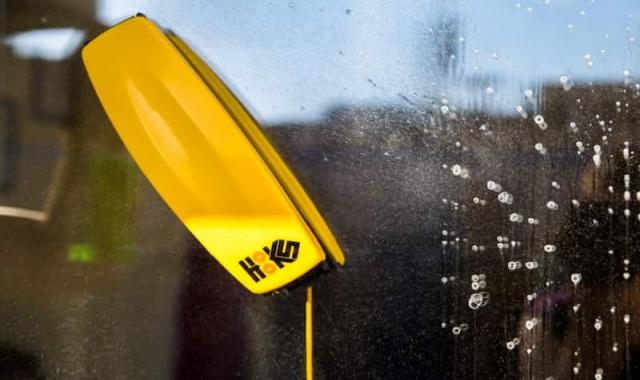 شیشه پاک کن مغناطیسی هوکس؛ درب پنجره دوجداره پلاستیکی 2 رنگ زرد مشکی