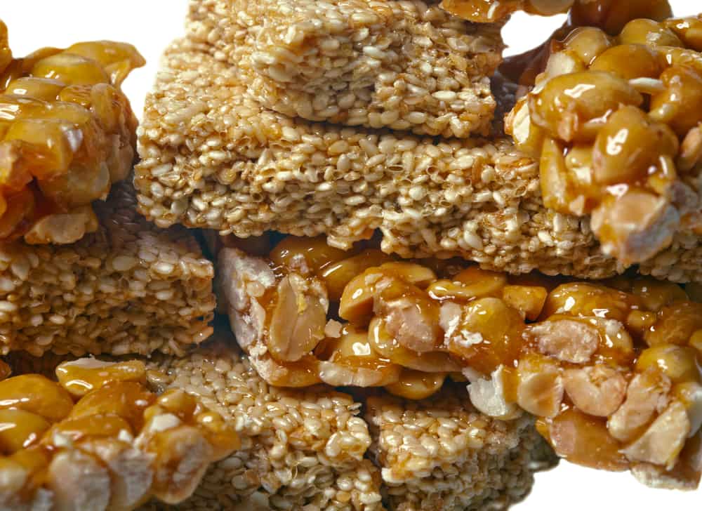 سوهان کنجدی خانگی؛ ورقه ای نازک پرتقالی نارگیلی حاوی آهن فیبر