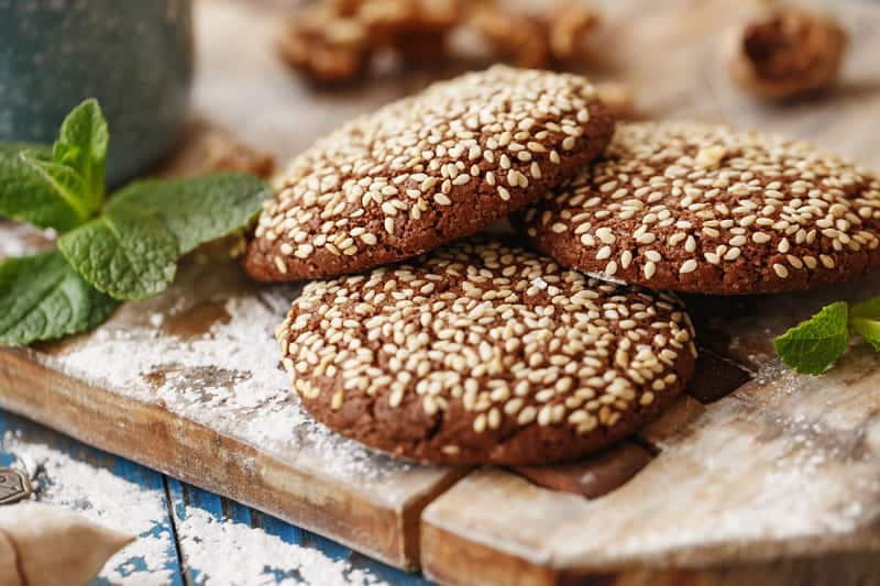 کلوچه کنجدی؛ تقویت استخوان افراد مسن بسته بندی (24 36 عددی)