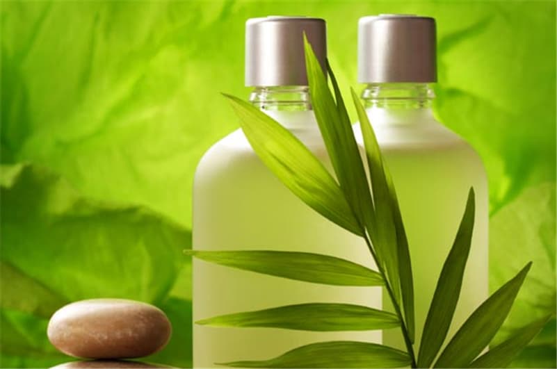 شامپو بدن حاوی گلیسیرین؛ اثر گذاری عمیق 2 نوع خشک چرب Vitamin