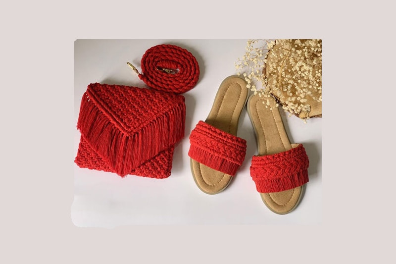 صندل مکرومه یلدایی؛ دست دوز سبک مناسب مجالس مهمانی sandal