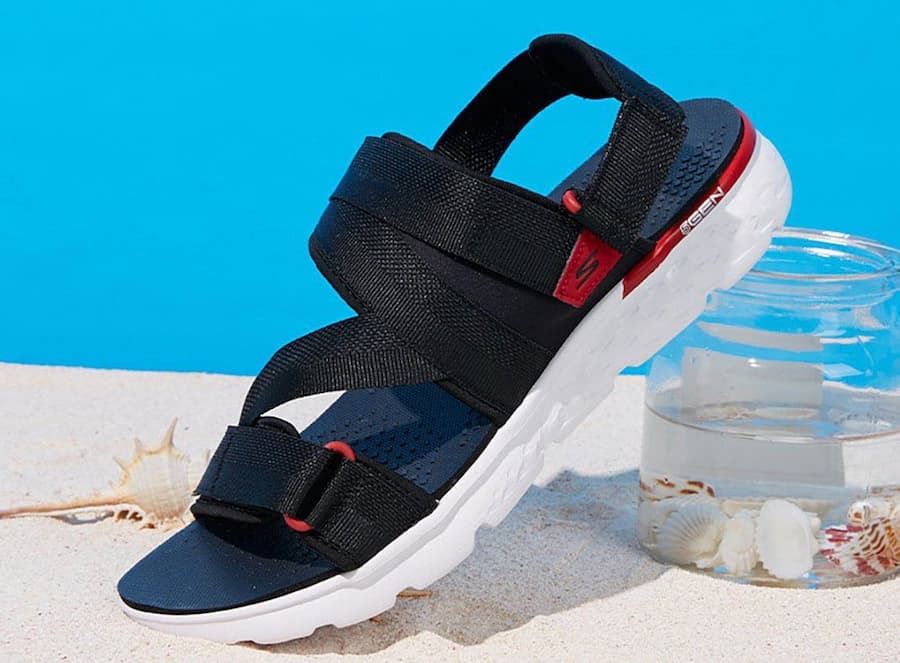 صندل تابستانی اسکیچرز؛ پیشگیری میخچه کفی EVA  تولید America