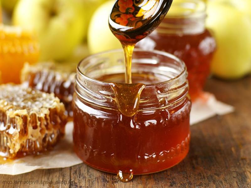 عسل سیاه دانه در بارداری؛ تقویت بدن ضعف جسمانی کهربایی honey