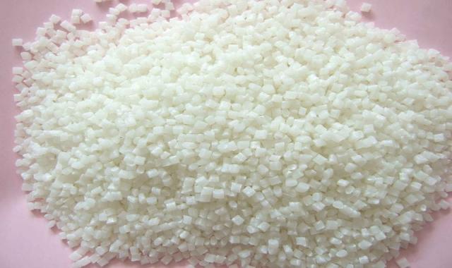 گرانول سفید؛ دانه نو بازیافتی تبدیل تزریقی بادی Polypropylene