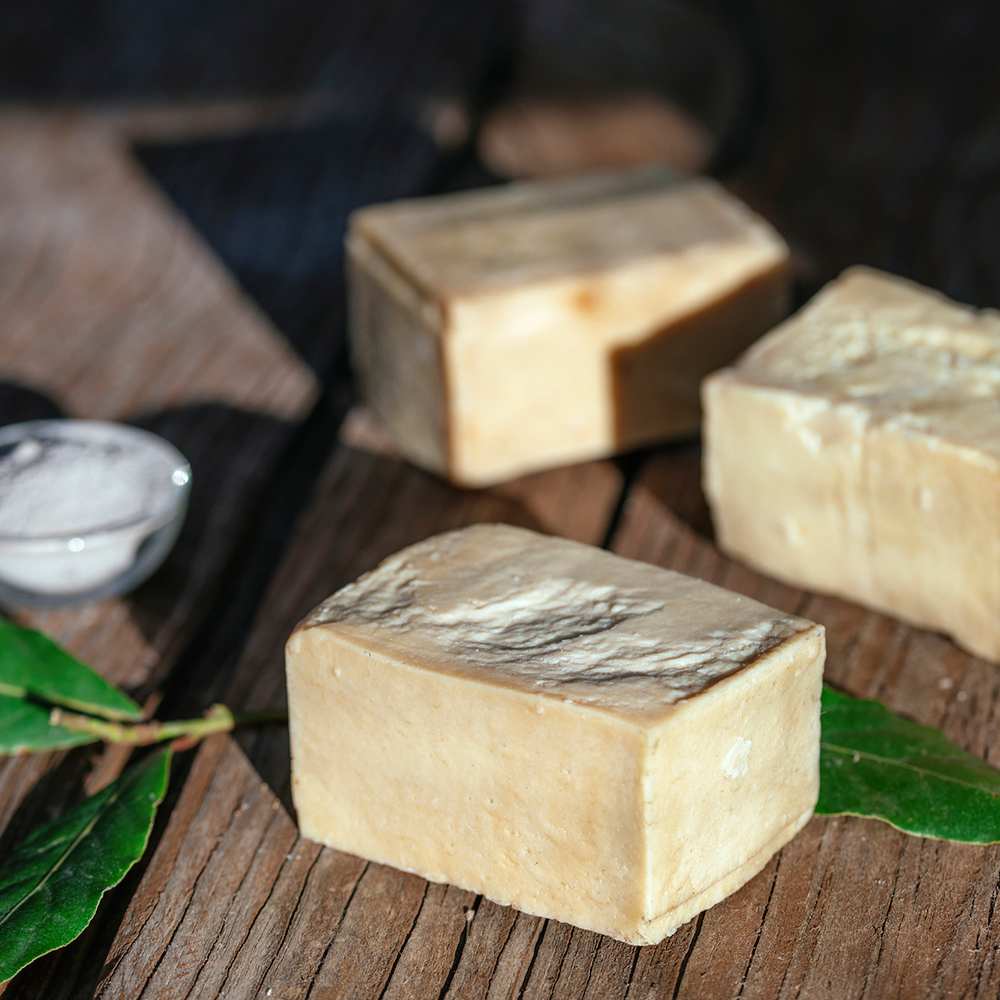 صابون فوراور برای جوش صورت؛ ضد لک طبیعی ارگانیک ویتامین (A B)