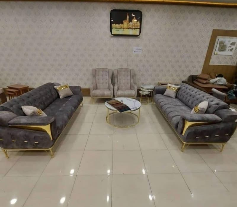 مبل چستر جدید پایه استیل؛ مخمل دیاموند تنوع رنگ پارچه Fortic