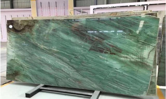 سنگ ساختمانی سبز رنگ؛ پالت ده تایی کف ورودی ساختمان طلایی Green jade