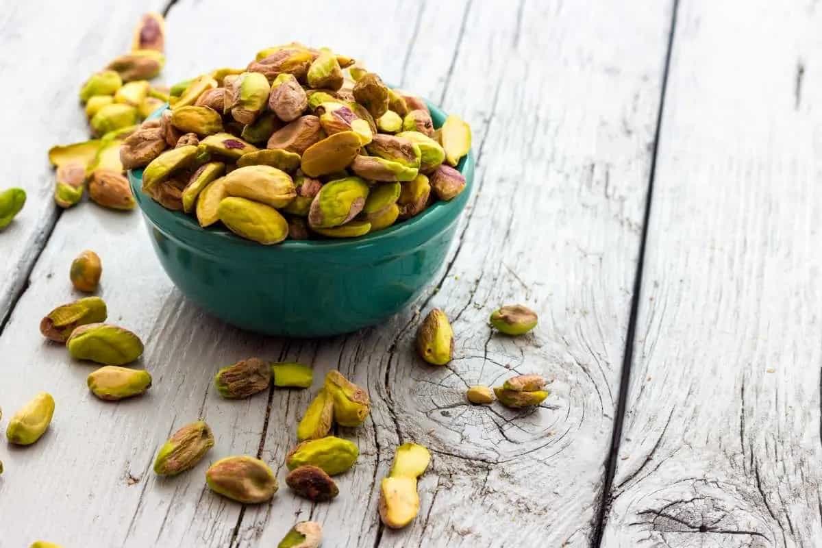 پسته خشک مه ولات (خشکبار) کاهش وزن خوشمزه دلنشین خندان Pistachio