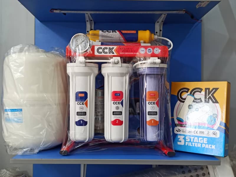 دستگاه تصفیه آب سی سی کا تایوان؛ فلز ضدزنگ شش مرحله ای 2 نوع زیرسینکی رومیزی