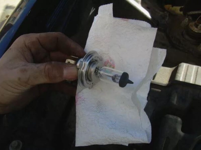 لامپ چراغ جلو سمند (هدلایت) سفید زرد هالوژن بادوام مقاوم Samand