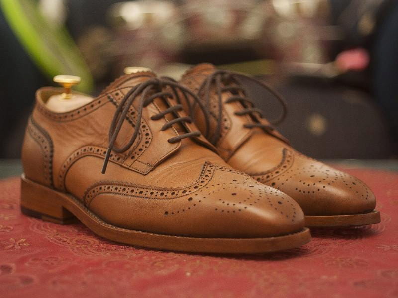 کفش مردانه فرزین؛ بندار کشی 3 رنگ مشکی قهوه‌ای طوسی دارای انعطاف پذیری