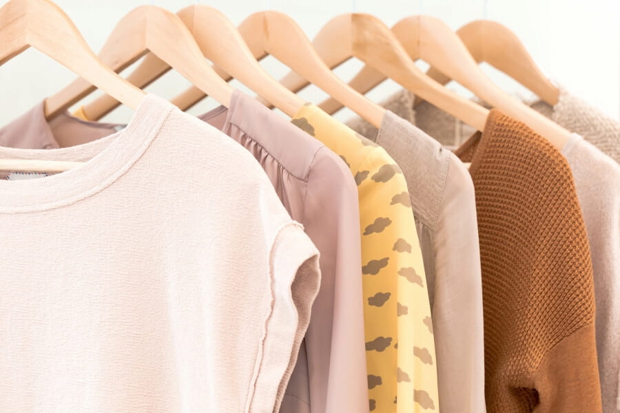 لباس زنانه ارزان؛ تنوع تولید 3 جنس (نخی پنبه ای پشمی) رنگارنگ