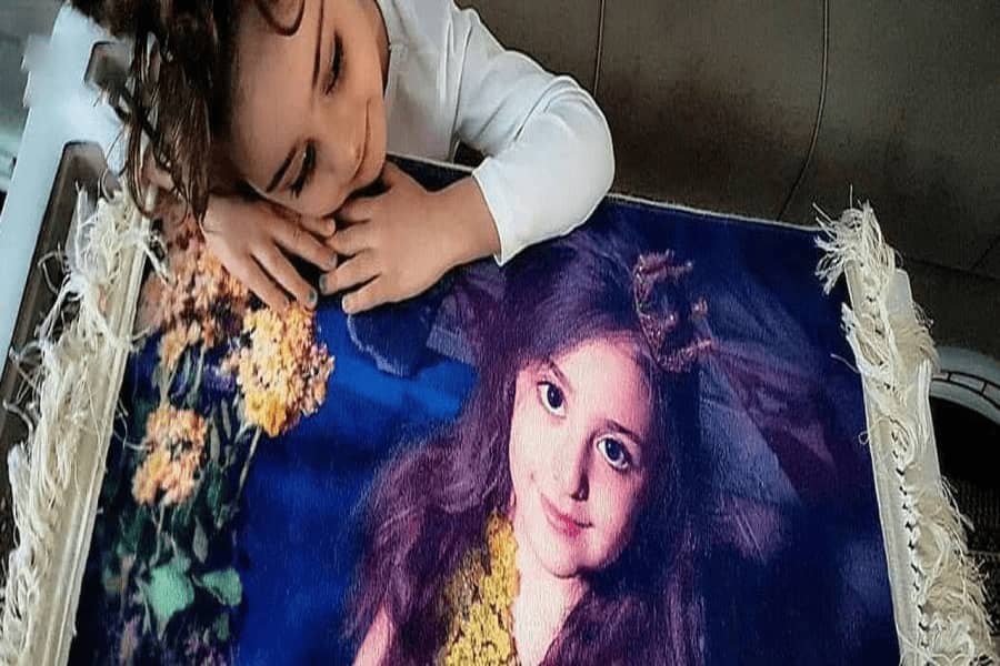 تابلو فرش صورت تبریز؛ پلی استر ابریشم مصنوعی (70*50 100*50) سانتی متر قاب MDF