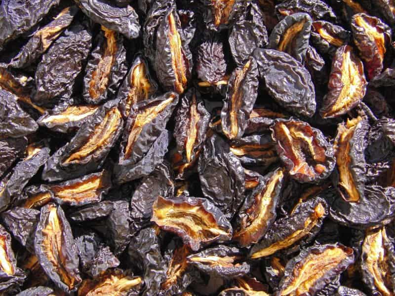 الوچه خشک شده؛ بهبود عملکرد سیستم گوارش 2 رنگ مشکی Brown