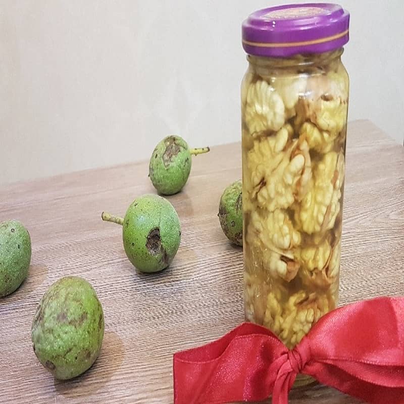 مغز گردو تازه در اب نمک؛ تقویت ایمنی بدن بطری (کوچک بزرگ)
