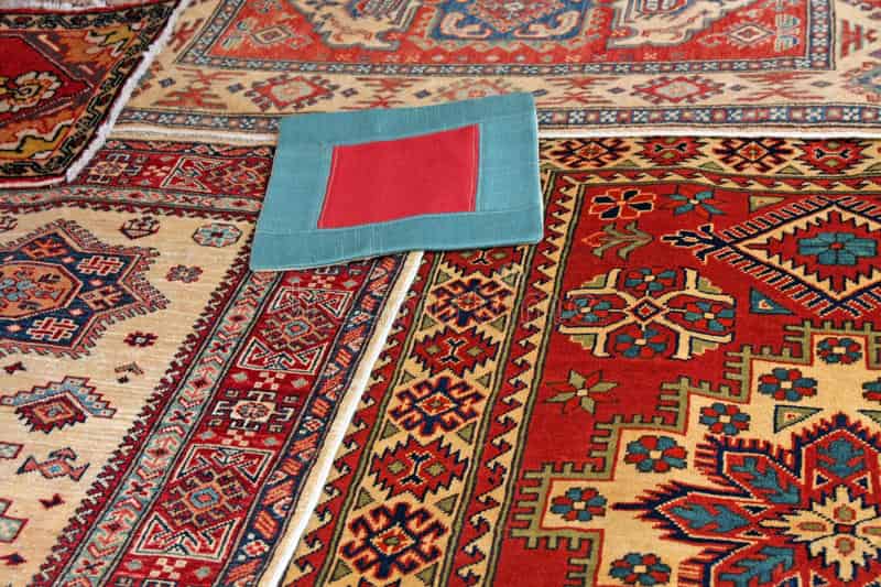 گلیم فرش دستباف بیجار؛ الیاف طبیعی قابل شستشو 2 طرح شکارگاه شکوفه