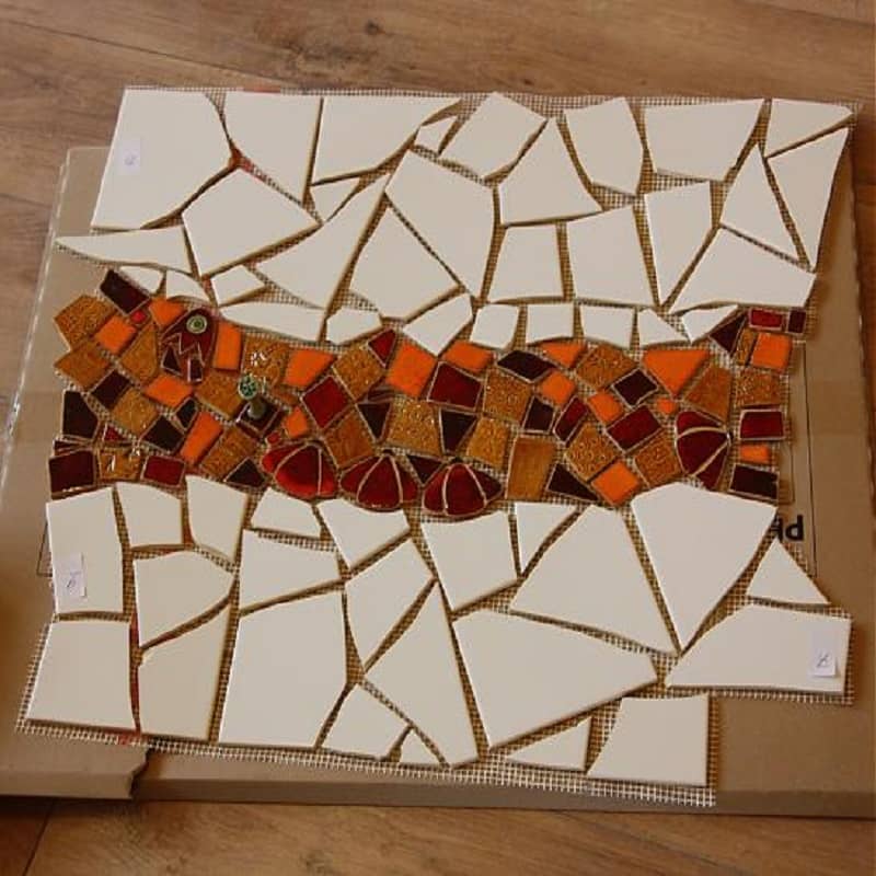 کاشی شکسته روی آینه؛ دکوری (تخته نئوپان سرامیک) ضد خش Tile