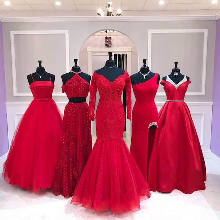 لباس مجلسی شانزلیزه تهران؛ کلوش دکلته 3 پارچه ابریشم کرپ Jacquard