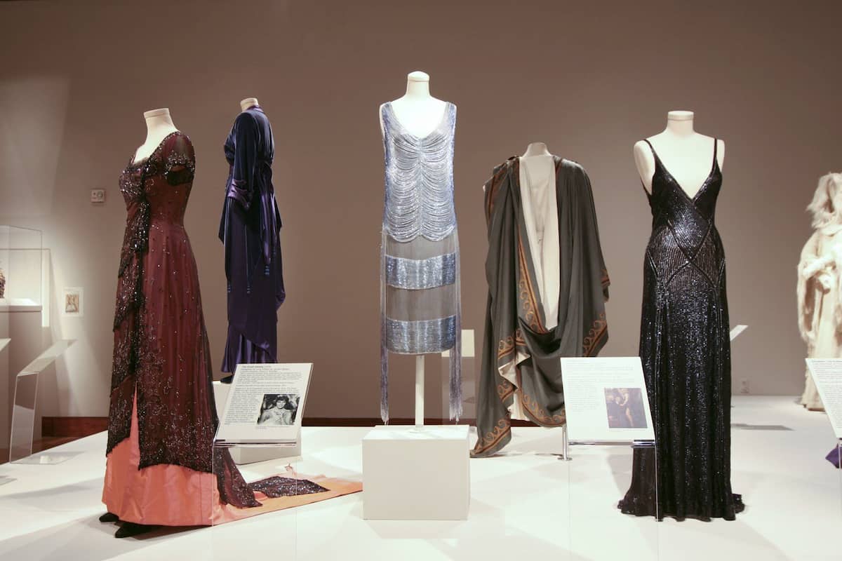 لباس شب در ایران؛ گیپور ساتن حریر 3 قد بلند کوتاه زیر زانو