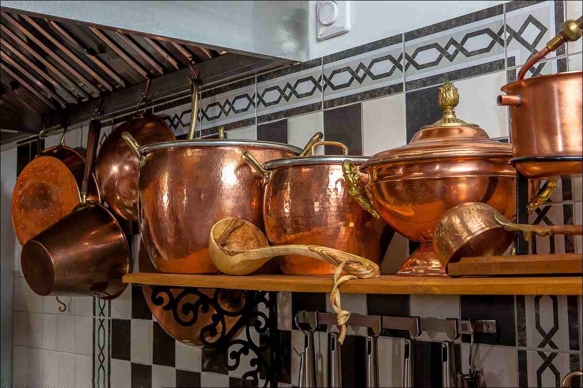 قابلمه مسی دست دوم؛ دسته دار 2 جنس قلع استیل ضد ضربه (3 5 8) تیکه