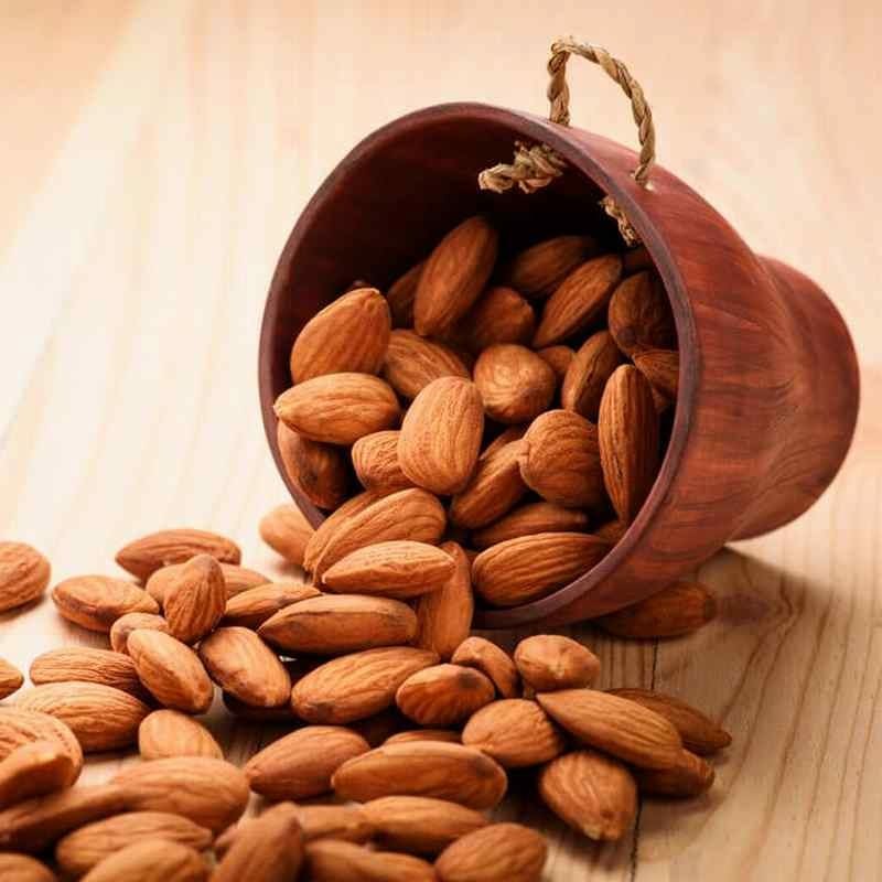 بادام کوهی شیرین؛ طبع گرم خشک تحریک اشتها  رفع دندان درد حاوی ( آهن کلسیم پتاسیم انواع ویتامین های گروه B )