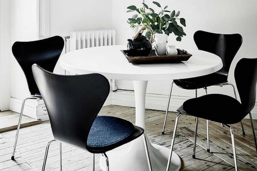 میز پلاستیکی تاشو در اصفهان؛ پایه آلومینیومی مدل (2 4) نفره مربعی