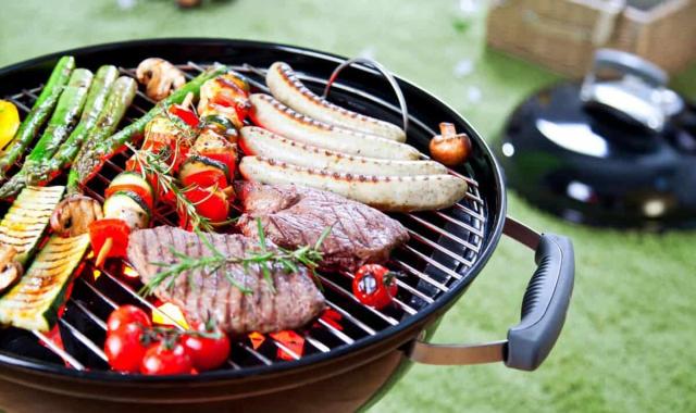 منقل صحرایی تاشو (باربیکیو) مسافرتی استیل ضد زنگ 2 نوع مسافرتی خانگی
